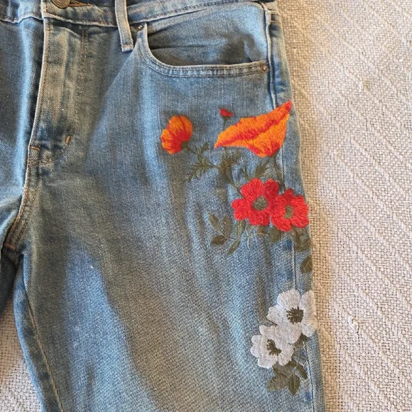 RARE Levi’s Embroidered Floral Poppy Jeans - Straight Leg - Size 29 - BoHo Luxur - Picture 8 of 12
